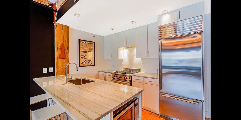 Rented by R New York | media 4