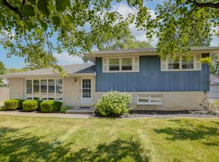 2316 Green St, Crest Hill, IL 60403