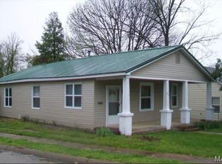401 N Grant St, Desloge, MO 63601