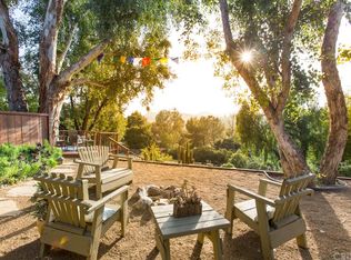 20490 Paradise Ln, Topanga, CA 90290