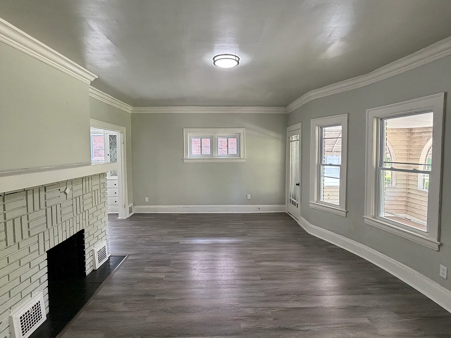 3 bed, 1464 sqft, $1,300 — Photo 4