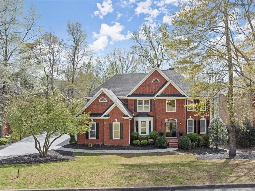 5 bed, 4963 sqft, $4,500 — Photo 1