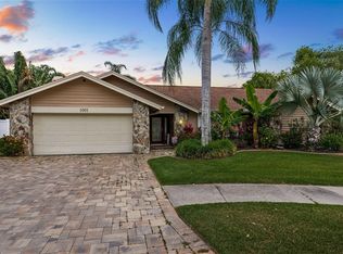 1001 Chatham Ct, Safety Harbor, FL 34695