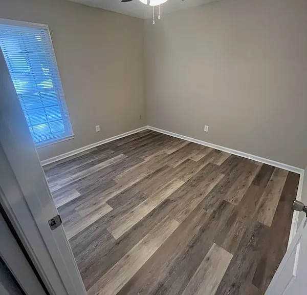 700 Battleground Villa Ct #8 — Photo 11