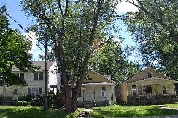 56 E George 001