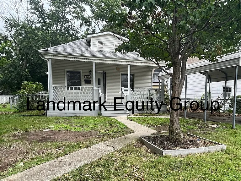 10406 E Lexington Ave — Photo 2
