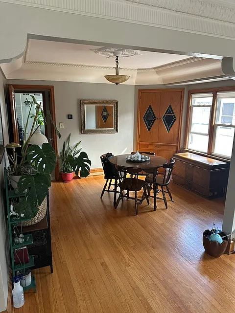 2 bed, 1200 sqft, $1,700 — Photo 2