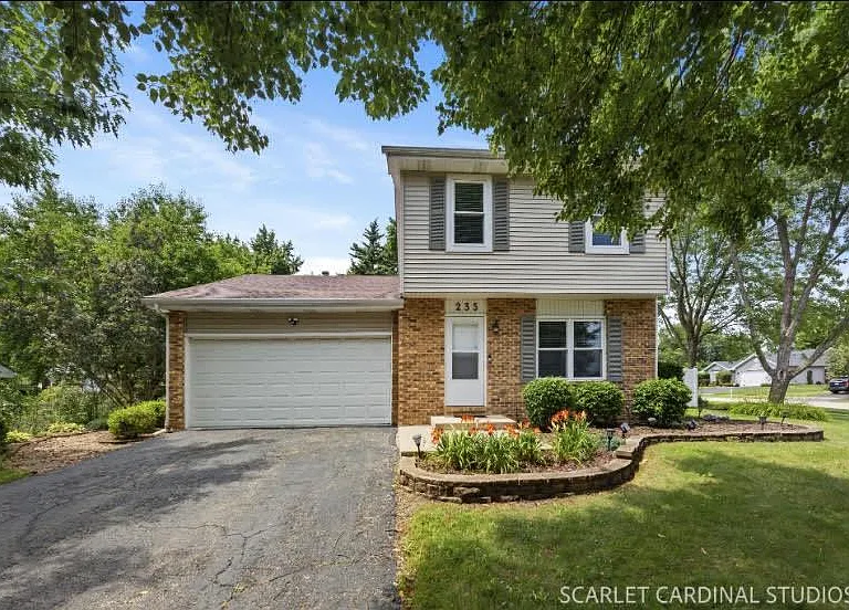 235 Westbrook Cir — Photo 1