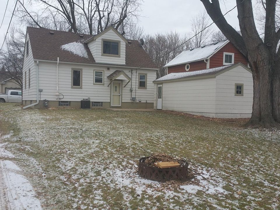 2nd image of 224 S Orange St