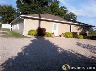 24148 Iowa Rd, Lebanon, MO 65536