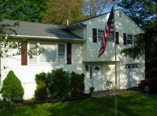 7 Thor Dr, Succasunna, NJ 07876