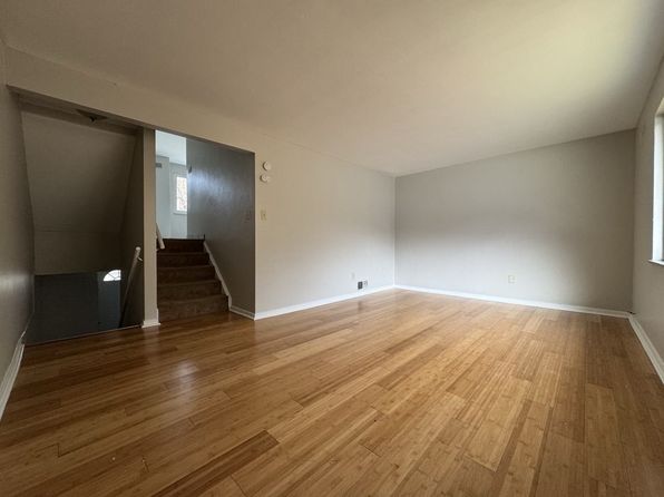 2807 Lincoln Way
