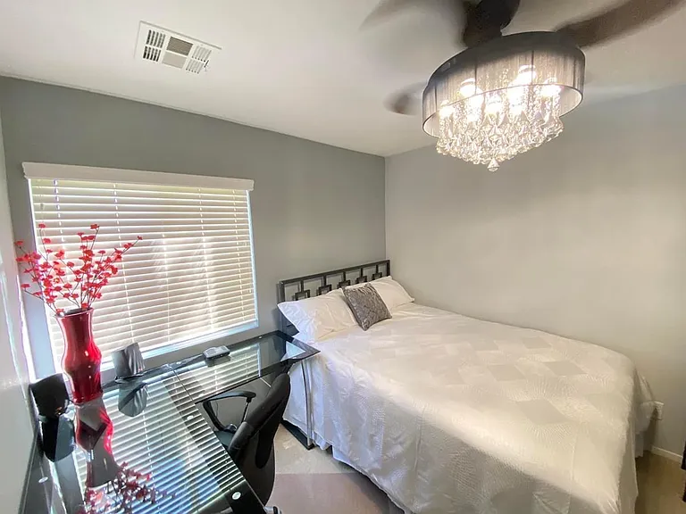 6261 Highland Gardens Dr — Photo 9