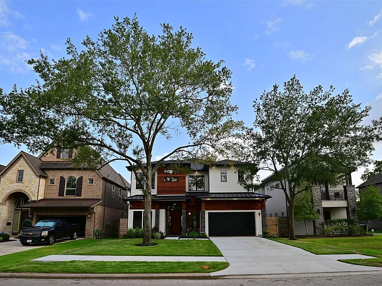 1733 Du Barry Ln — Photo 3