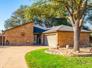 10159 Powderhorn Rd, Fort Worth, TX 76108