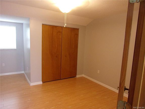 4th image of 905 N Palm Springs Ter