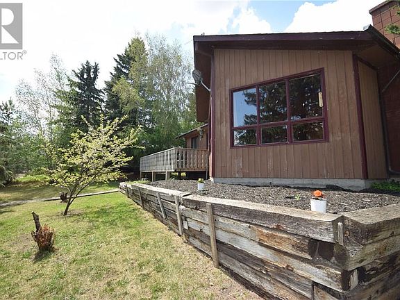 2nd image of 44 McCrimmon Cres