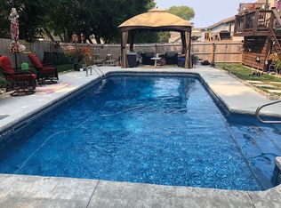 952 SE 14th Ter, Lees Summit, MO 64081