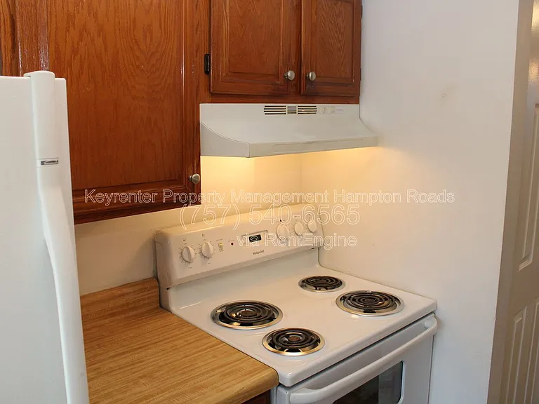 44 Lucinda Ct — Photo 14
