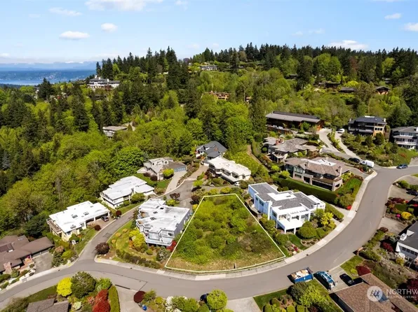 5412 143rd Avenue SE, Bellevue, WA 98006