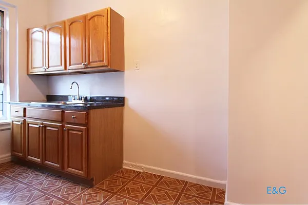 Rented by E and G Realty Group | media 9