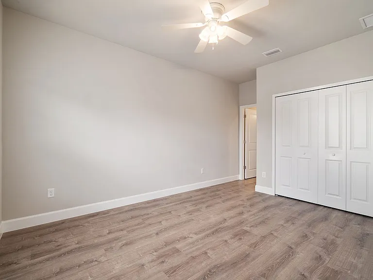 622 NW 3rd Ave #11 — Photo 16