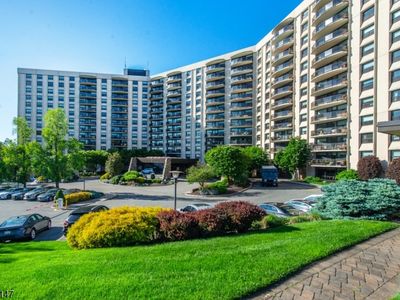 2 Claridge Dr #3NW, Verona, NJ, 07044