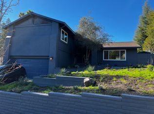 2621 Hidden Valley Dr, Santa Rosa, CA 95404