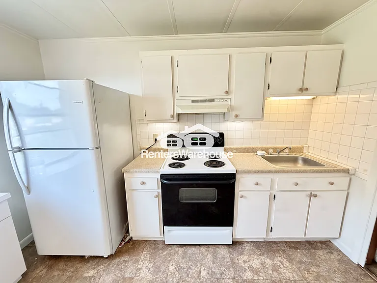 551 1st Ave #3 — Photo 8