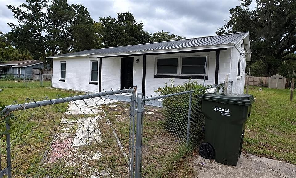 1st image of 2401 NE 19th Ave
