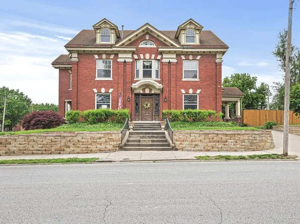 2028 Clay St, Saint Joseph, MO 64501