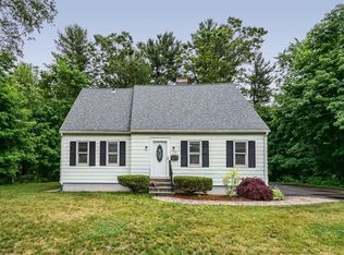 169 Dunstable Rd, North Chelmsford, MA 01863