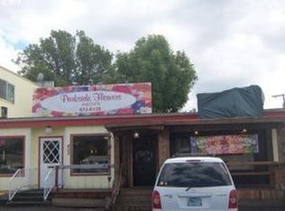 405 SE Oak Ave, Roseburg, OR 97470