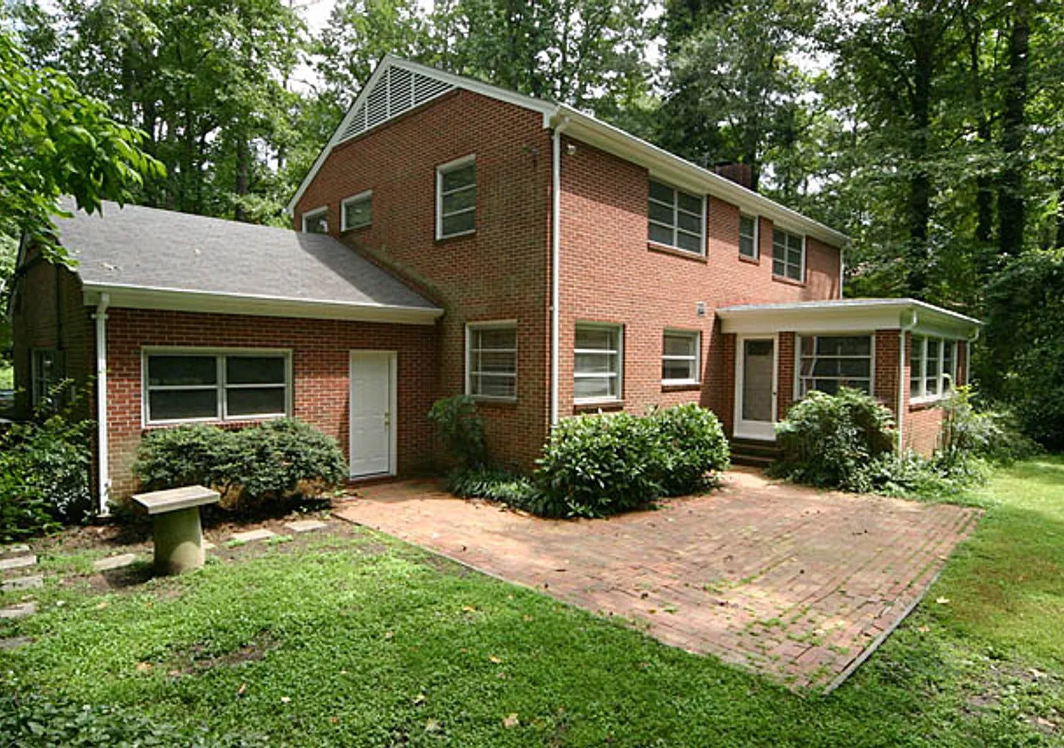 Charming 4BR, 2.5BA Durham Home Minutes from Duke University! — Photo 2