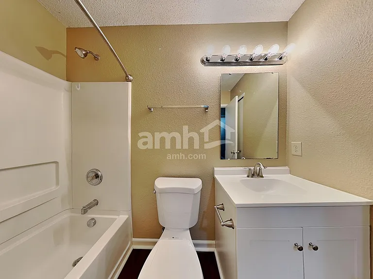 10757 Emery Dr — Photo 15