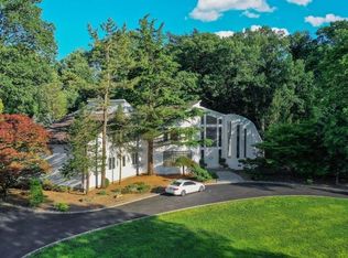 31 Geiger Ln, Warren, NJ 07059