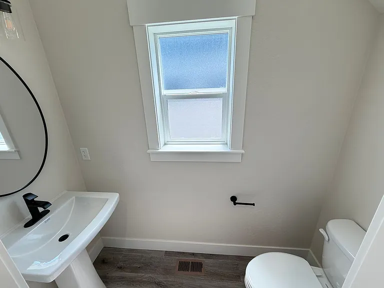 228 E Lobo Loop — Photo 19