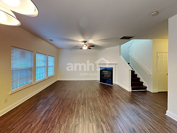 3rd image of 12920 Lake Erie Ln