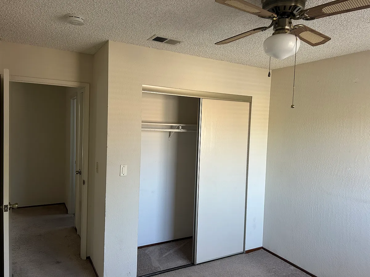 Building Photo - 3021 Harris Dr