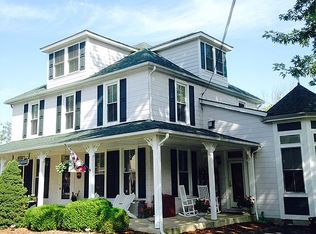 21 Weems St, Colonial Beach, VA 22443