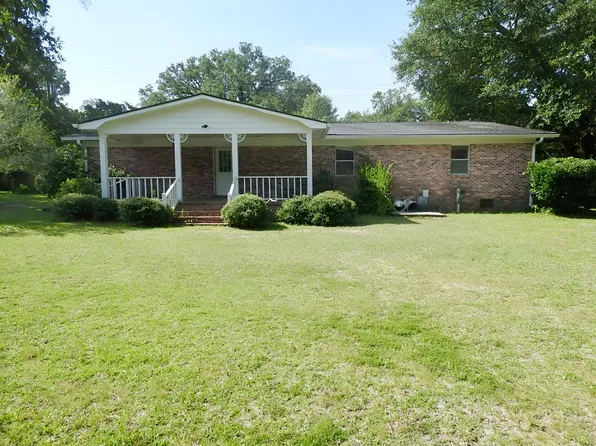 325 Watt St, Camilla, GA 31730