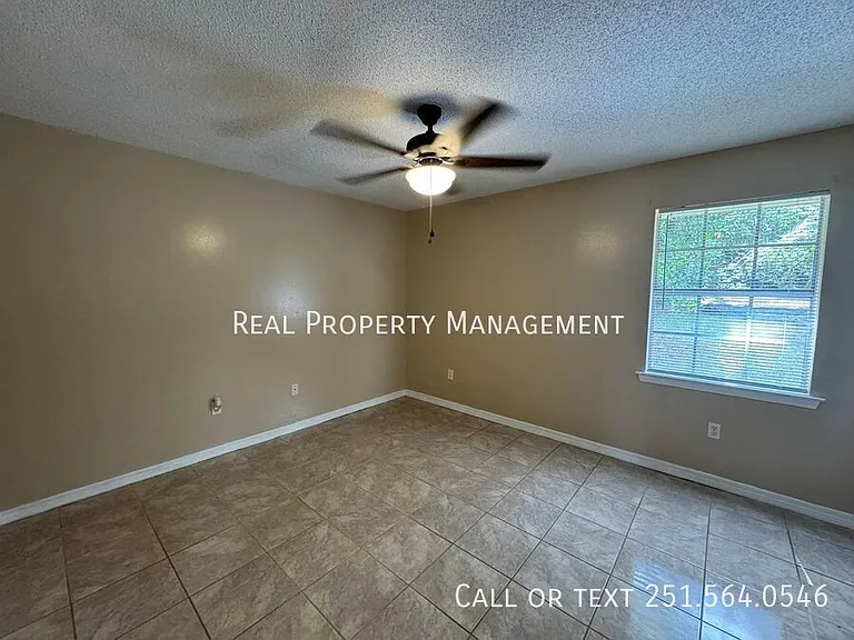 7969 Pine Springs Dr — Photo 10