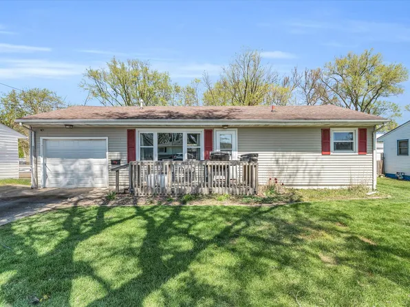 1115 Eastview Dr, Paxton, IL 60957