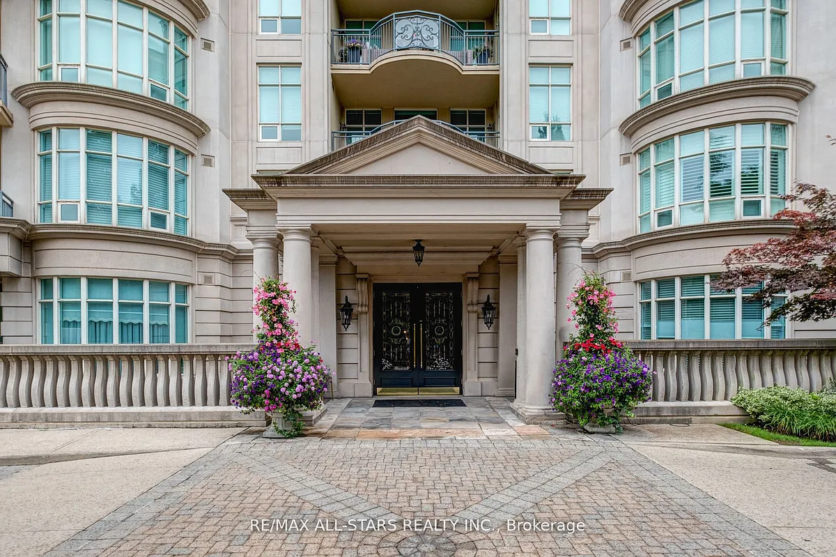 Building Photo - 7071 Bayview Ave #211