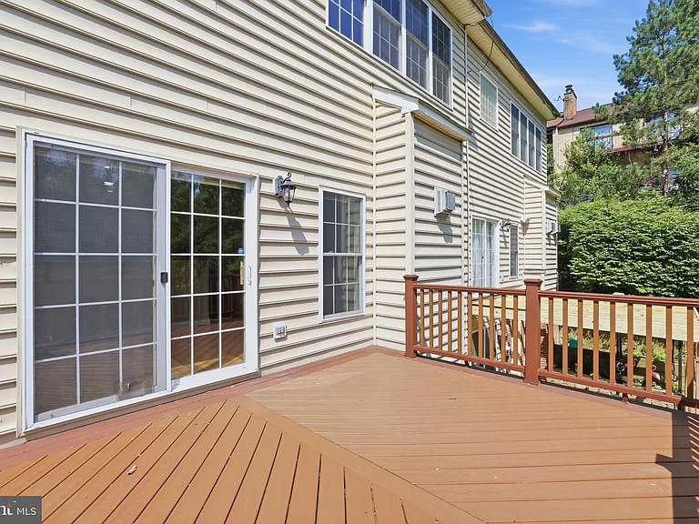 6403 Velliety Ln — Photo 29