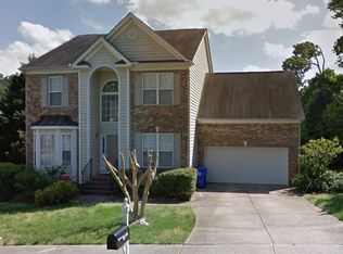 406 Somersview Dr, Chapel Hill, NC 27514