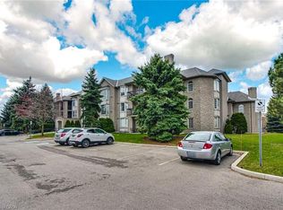 970 Golf Links Rd #205, Hamilton, ON L9K1J8