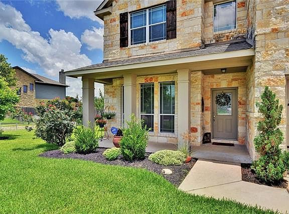 2nd image of 4401 Angelico Ln