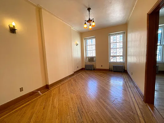 Rented by Oxford Property Group | media 7