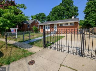 2010 Lewisdale Dr, Hyattsville, MD 20783